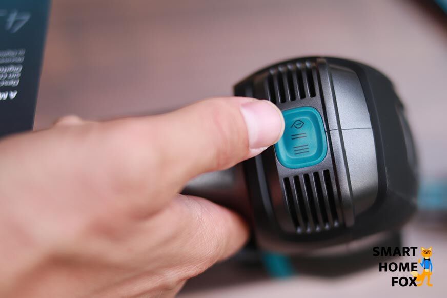 aspirateur balai cecotec conga rockstar bouton alimentation